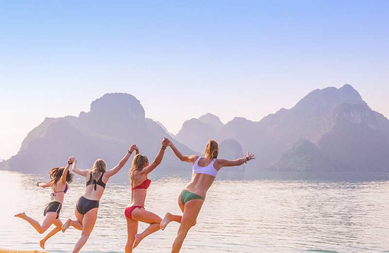 Epic Asia Mobile Destination Selector Ha Long Bay Girls Jump