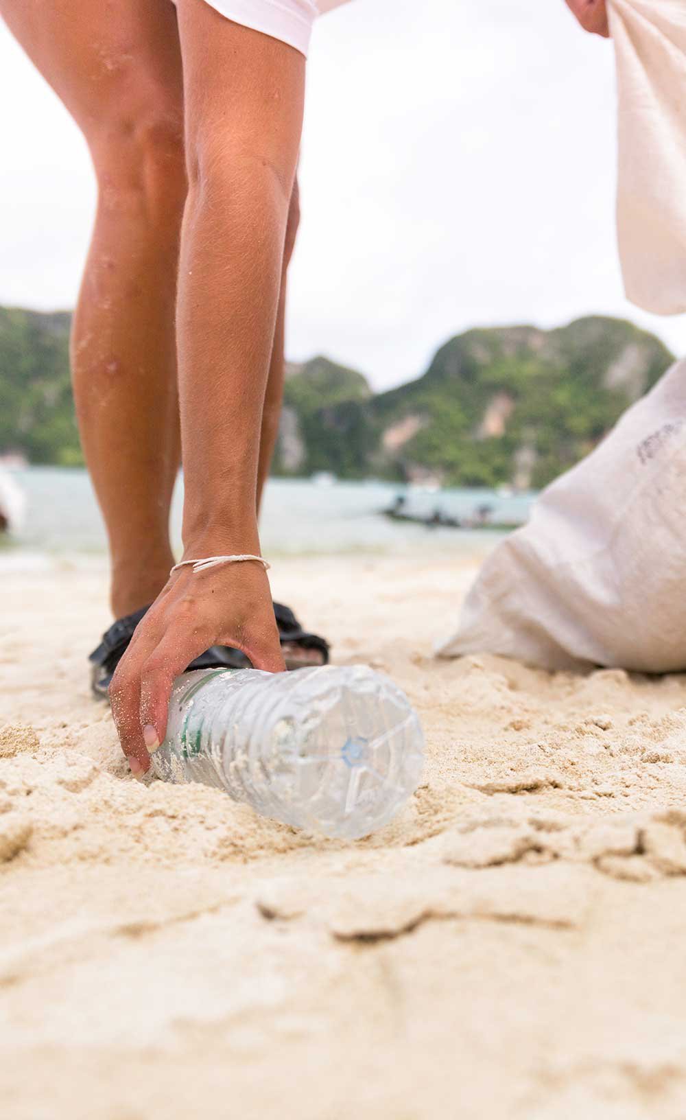 Small Change Beach Clean up Mobile