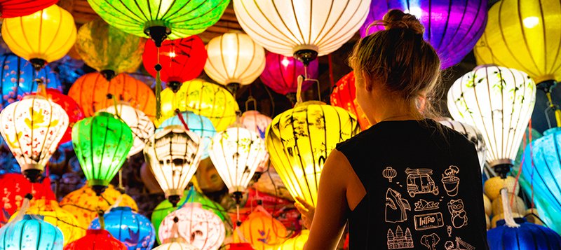 Vietnam 12 Day Girl Lanterns