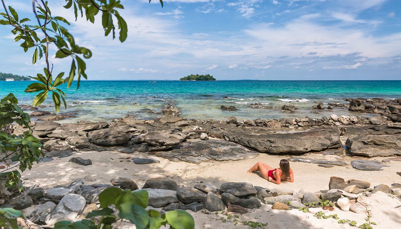 Intro Travel Vietnam And Cambodia Intro Group Tours Relaxing Khmer Massage On The Beach Koh Rong